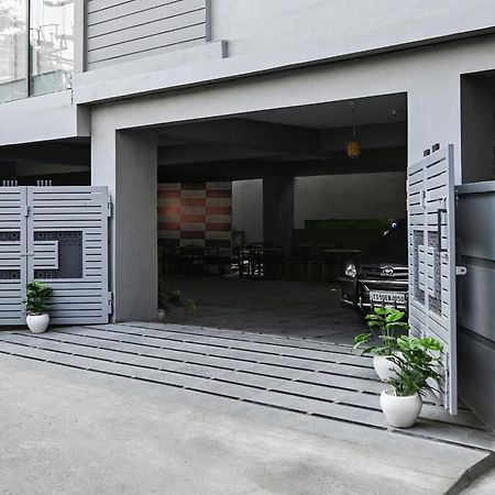 Super Townhouse De Alphabet Karmanghat Haidarábád Kültér fotó